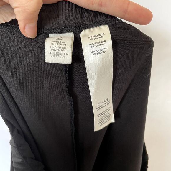 Chico's size 2 (XL) women's black shorts casual workout athleisure summer pants - Picture 4 of 4